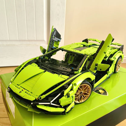 Конструктор-суперкар Lamborghini / Bugatti/ Range Rover — серия Technic, 2500+ деталей